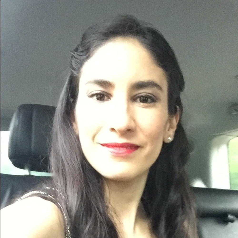 Meet your Posher, Laura